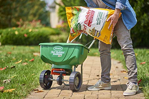 Scotts Turf Builder WinterGuard Fall Weed and Feed 3: Covers up to 15,000 Sq Ft, Fertilizer, 43 lbs.