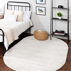 Unique Loom Solo Collection Area Rug - Calabasas (3' 3" x 5' 3" Oval, Ivory)