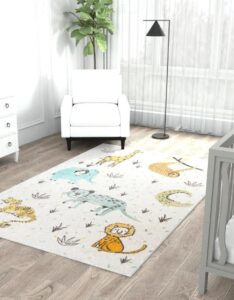 unique loom whimsy kids collection area rug – animals (rectangular 5′ 3″ x 8′ 0″, ivory/ black)