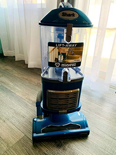 Shark Navigator Lift Away Vacuum Cleaner Blue