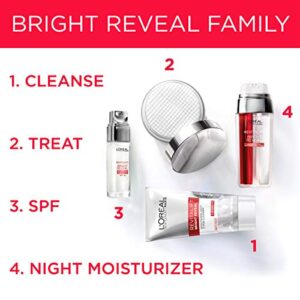 L'Oreal Paris Skincare Revitalift Bright Reveal Anti-Aging Day Cream SPF 30 Sunscreen with Glycolic Acid, Vitamin C & Pro-Retinol to Reduce Wrinkles & Brighten Skin, 1 fl. oz.