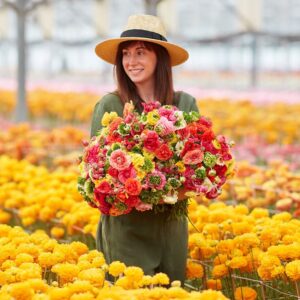 Ranunculus Bulbs - Super Green Mix - 100 Bulbs - Mixed Flower Bulbs, Corm Attracts Bees, Attracts Pollinators, Easy to Grow & Maintain, Fragrant, Container Garden