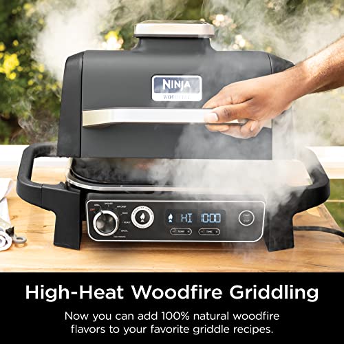 Ninja XSKGRDPLT Woodfire, Outdoor Flat Top Griddle Plate, Compatible with Ninja Woodfire Grills (OG700 series), Ceramic Coating, Insert, Black/Grey