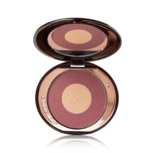 charlotte tilbury cheek to chic – walk of no shame