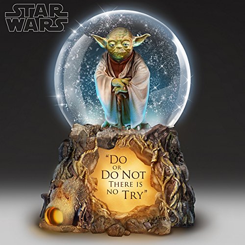 Star Wars Jedi Master Yoda Illuminated Musical Glitter Globe
