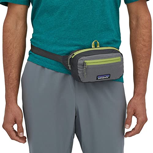 PATAGONIA Ultralight Black Hole Mini Hip Pack, Patchwork: Current Blue