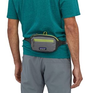 PATAGONIA Ultralight Black Hole Mini Hip Pack, Patchwork: Current Blue