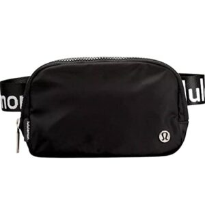 Lululemon Everywhere Belt Bag 1L (Black/White)