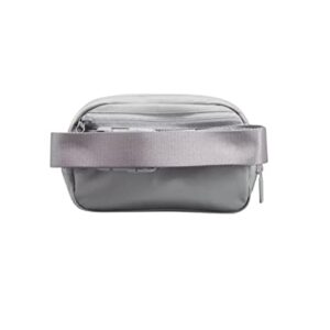 Lululemon Athletica, Lululemon Everywhere Belt Bag 1L (Silver Drop)