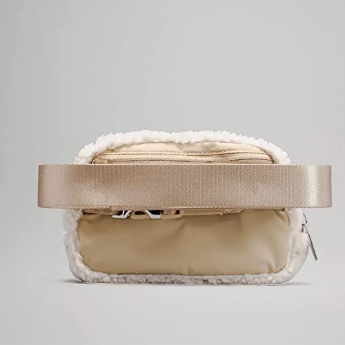 Lululemon Athletica Everywhere Fleece Belt Bag (Light Ivory)