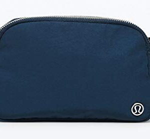 Lululemon Everywhere Belt Bag 1L (True Navy)