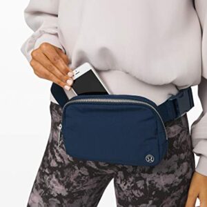 Lululemon Everywhere Belt Bag 1L (True Navy)