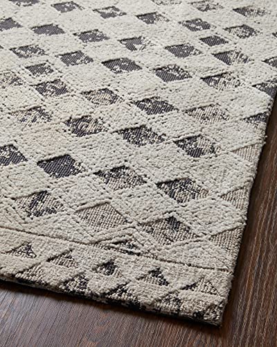 Justina Blakeney x Loloi Yeshaia Collection YES-02 Black/Neutral Transitional 7'-9" x 9'-9" Area Rug