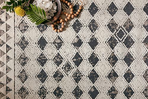 Justina Blakeney x Loloi Yeshaia Collection YES-02 Black/Neutral Transitional 7'-9" x 9'-9" Area Rug