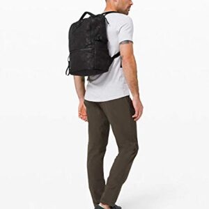 LULULEMON Lightweight New Crew fits 15" laptop Backpack 22L Gym Travel School - Camo