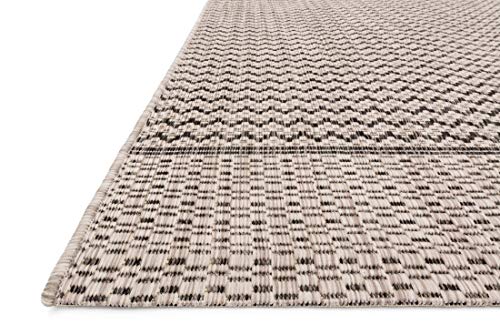 Loloi Isle Collection Indoor/Outdoor Area Rug, 5 ft 3 in x 7 ft 7 in, Grayblack