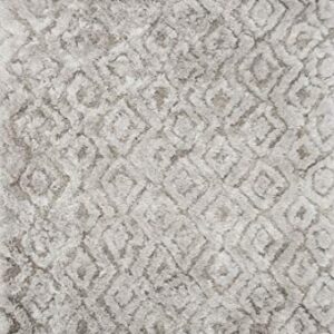 Loloi Caspia Collection by Justina Blakeney Shag Area Rug, 7'-6" x 9'-6", Silver