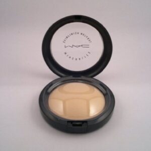 MAC Mineralize Skinfinish Natural - Light - 10g/0.35oz