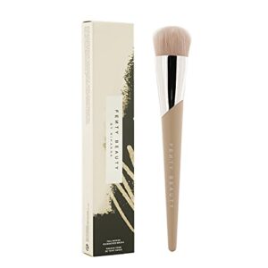 Full-Bodied Foundation Brush 110