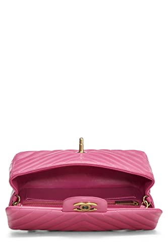 CHANEL, Pre-Loved Pink Chevron Lambskin Classic Flap Mini, Pink