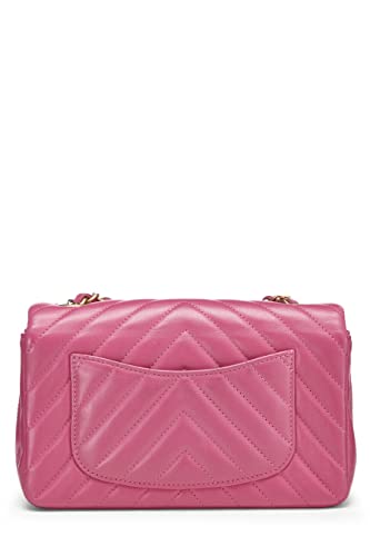 CHANEL, Pre-Loved Pink Chevron Lambskin Classic Flap Mini, Pink