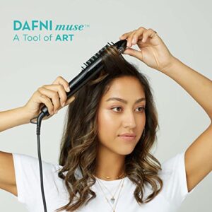 DAFNI X Conair Muse, Smoothing & Styling Hot Brush. Create endless styles from straight to smooth to curly, with or without volume. Best suited for short to mid-length hair