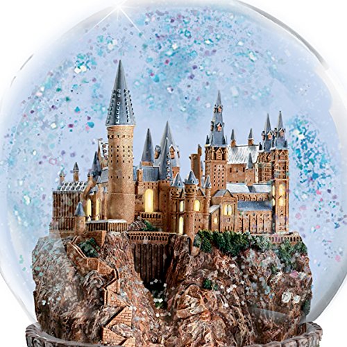 The Bradford Exchange Harry Potter Musical Glitter Globe with Rotating Train and Movie Image Lights Up