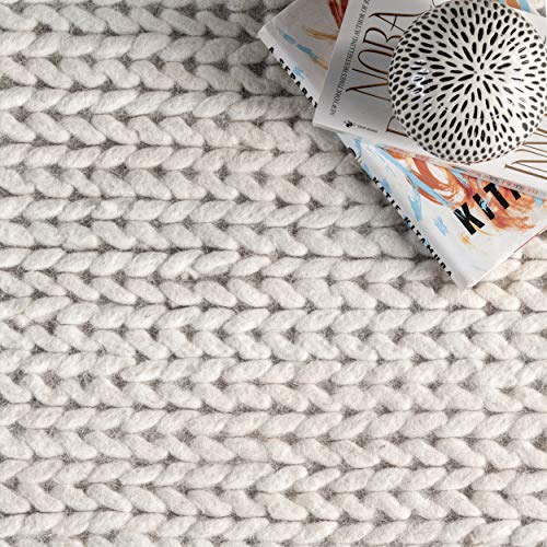 nuLOOM Penelope Braided Wool Area Rug, 8' x 10', Off-white