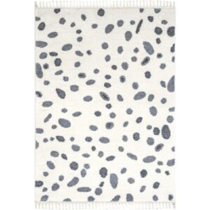 nuLOOM Rudy Transitional Polka Dot Tasseled Area Rug, 6' 7" x 9', Beige