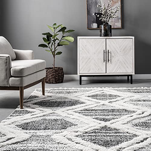 nuLOOM Prissy Abstract Trellis Textured Shaggy Tassel Area Rug, 5' 3" x 7' 6", Grey