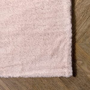 nuLOOM Faux Rabbit Soft Solid Shag Area Rug, 5' x 7' 6", Pink