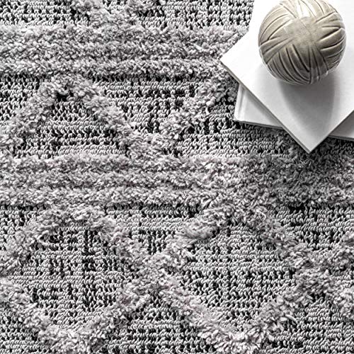 nuLOOM Dottie Soft Shaggy Textured Trellis Tassel Area Rug, 7' 10" x 11', Grey