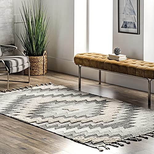 nuLOOM Ellie Textured Diamond Aztec Tassel Area Rug, 8' x 10', Grey