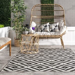 nuLOOM Darrow Moroccan Diamond Indoor/Outdoor Area Rug, 4' x 6', Black and White