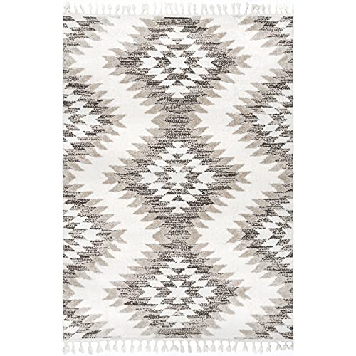 nuLOOM Adelade Aztec High Low Shaggy Tassel Area Rug, 8' 10" x 12', Beige