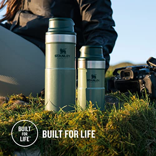 Stanley Trigger Action Travel Mug 0.25L / 8.5OZ Hammertone Green – Keeps Hot for 3 Hours - BPA-free Stainless Steel Thermos Travel Mug for Hot Drinks - Leakproof Reusable Coffee Cups