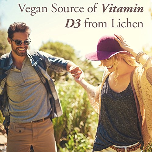 Garden of Life Vitamin D3 Liquid 1000 IU Per Spray, Vegan D3 Vitamin for Women and Men, Mykind Organic D3 Plus Omegas - Vanilla Flavor - 125 Servings - 2 fl oz Liquid Whole Food D3 Vitamin Supplement