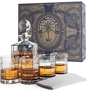 whiskey decanter set with glasses regal trunk & co, 4 square engraved tumblers whisky decanter & glass set, crystal decanter set bourbon and scotch, gift box and with liquor glass polishing cloth