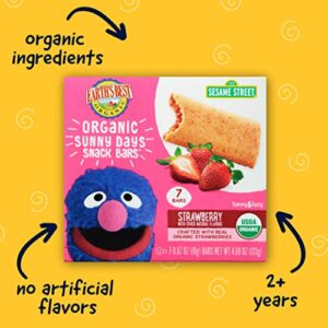 Earth's Best Organic Kids Snacks, Sesame Street Toddler Snacks, Organic Sunny Days Snack Bars for Toddlers 2 Years and Older, Strawberry with Other Natural Flavors, 7 Bars
