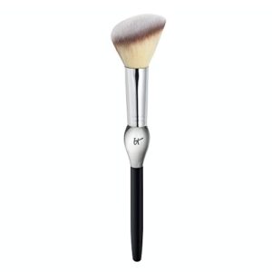 it cosmetics heavenly luxe french boutique blush brush #4 – for cream & powder blush – soft-focus, naturally pretty finish – with award-winning heavenly luxe hair