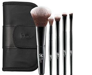it cosmetics your face & eye essentials mini 5 piece travel brush set by it cosmetics