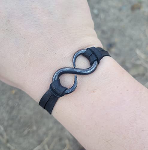 Iron Infinity Bracelet, 6th Anniversary, Iron Anniversary, Gift for Her, Gift for Him, Hand forged Celtic Bracelet, Minimalist.