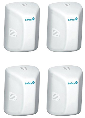 Safety 1st 48308 Outlet Cover With Cord Shortener, 4 Count