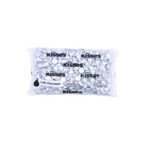 hershey’s kisses silver foils milk chocolate candy, individually wrapped, gluten free, 66.7 oz bulk bag (approximately 400 pieces)