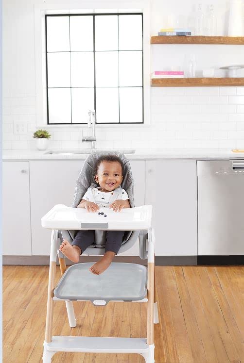 Skip Hop 2 in 1 High Chair, Convertible Sit-to-Step