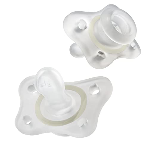 Chicco PhysioForma Silicone Mini Glow in The Dark Pacifier in Clear for Babies 2-6m, Orthodontic Nipple, BPA-Free, 2-Count in Sterilizing Case