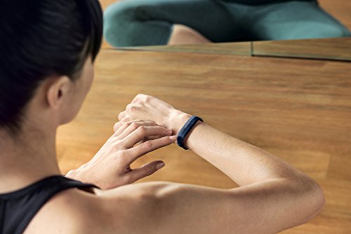 Fitbit Flex 2, Black (US Version), 1 Count