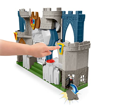 Fisher-Price Imaginext The Lion's Kingdom Castle Medieval-Themed Playset with Figures for Preschool Kids Ages 3 to 8 Years