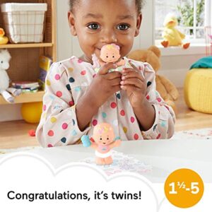 Fisher-Price Little People Snuggle Twins, set of 2 baby figures with 2 soft blanket accessories for toddlers and preschool kids ages 18 months to 5 years