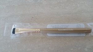 bareminerals smoky smudger brush